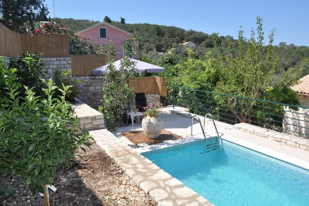 Villa Paxos Adamantia With Private Pool Гайос Екстериор снимка